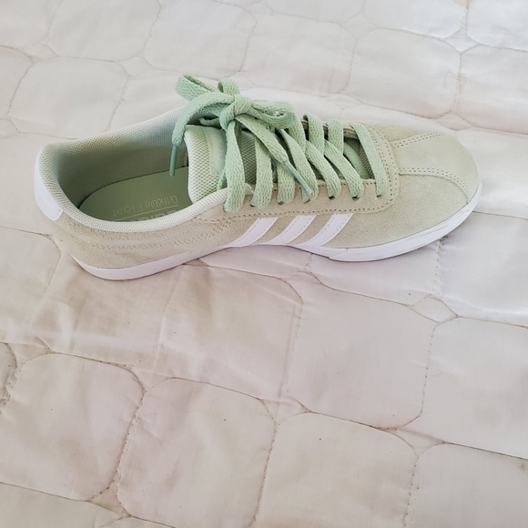 Adidas sneakers - Picture 6 of 12